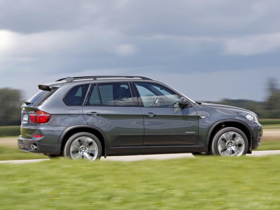  BMW X5 xDrive 3.0d 2011 года  (фото 8 из 15)